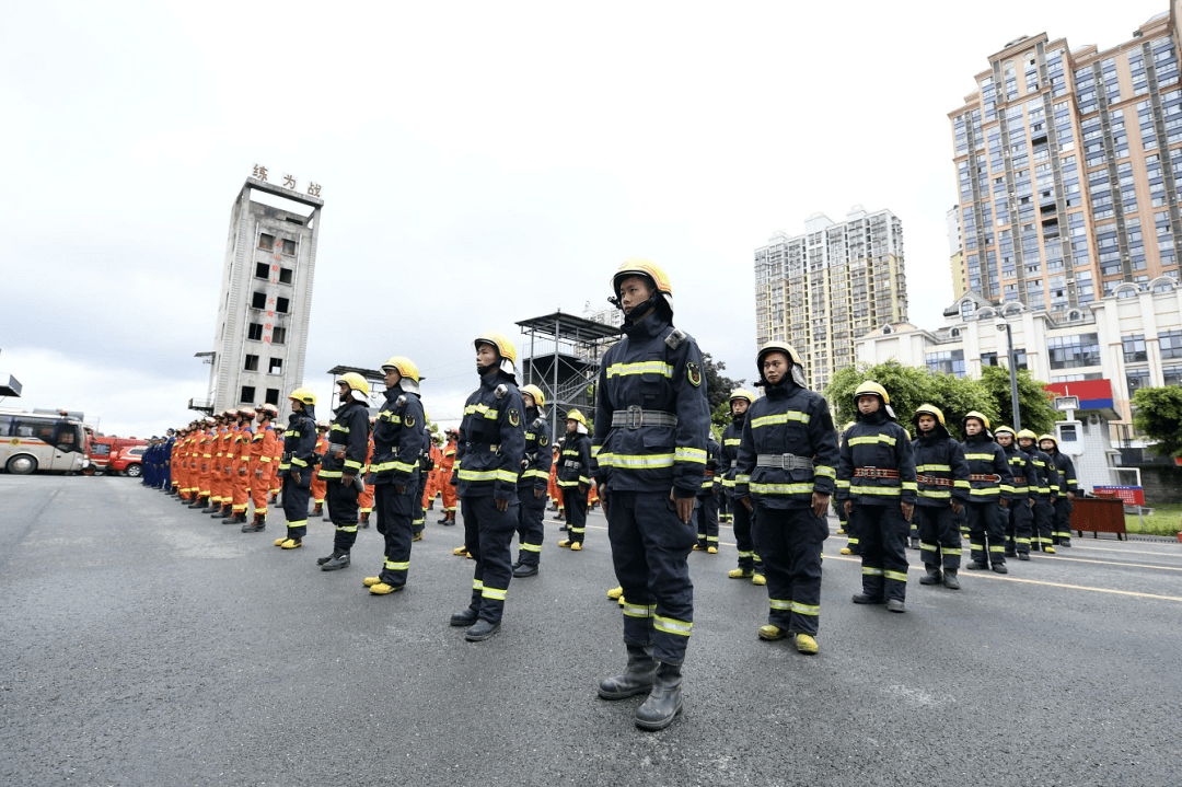 游泳总决赛，祁连闪电队与河套玄武队读秒扳平，体能对抗拉满！轮换效果显现的简单介绍